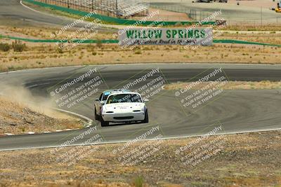 media/May-31-2025-CalClub SCCA (Sat) [[2c1a04e1ee]]/Qualifying/Group 5/Turn 4/